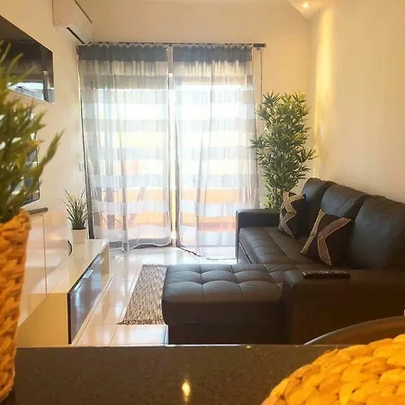 Apartamento T1 Com Piscina 波尔蒂芒