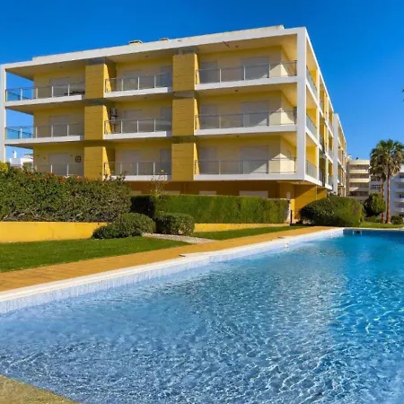 Two Bedroom With Pool アパート ポルティマン